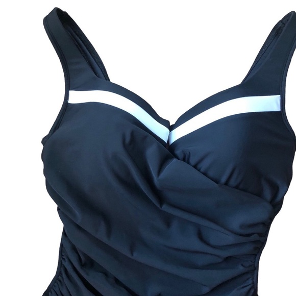 Miraclesuit  Color~Block Escape One-Piece Allover Slimming Underwire Swimsuit - Picture 8 of 9